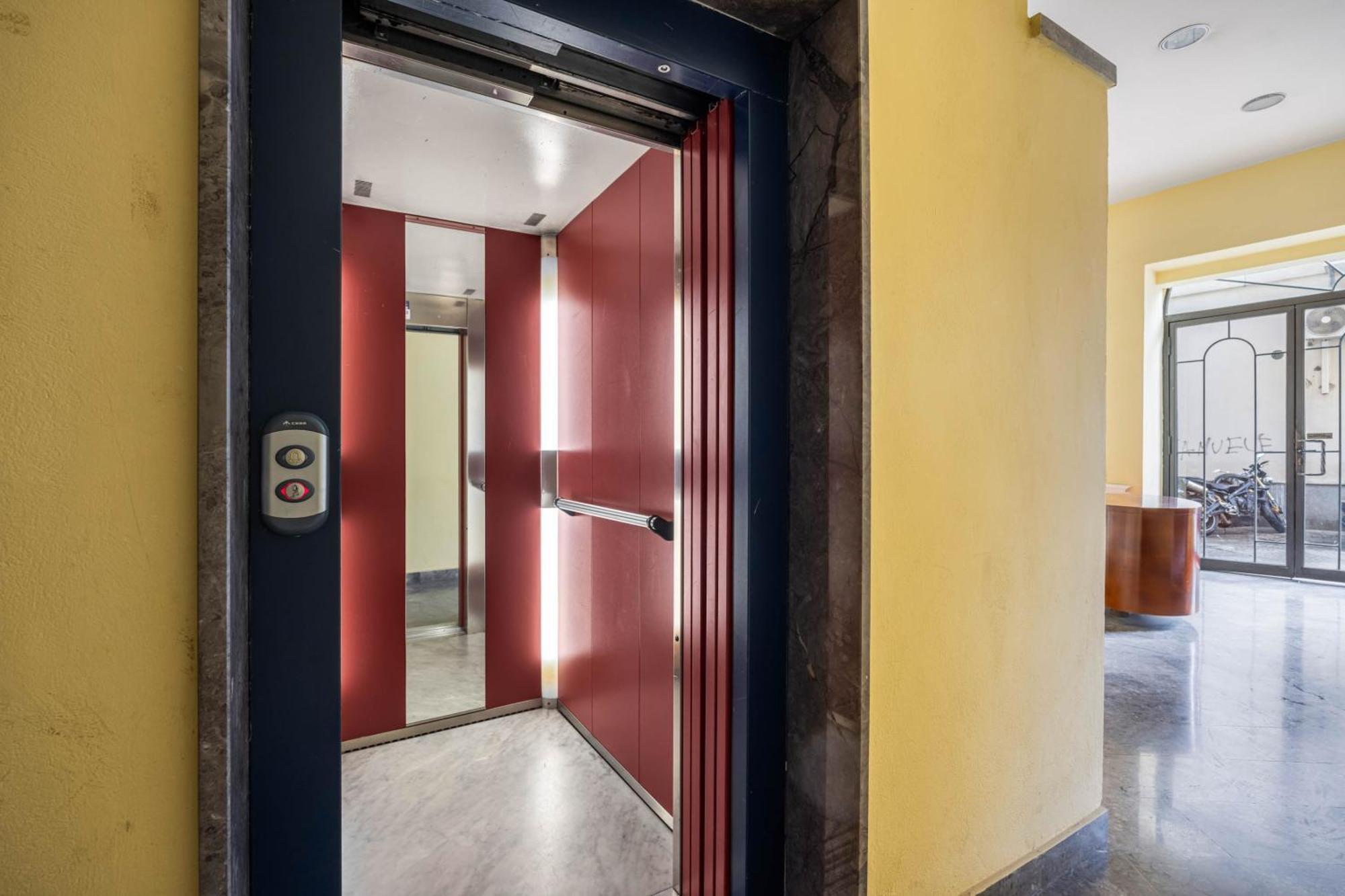 Sedie Volanti Apartment With Jacuzzi Palermo Bagian luar foto