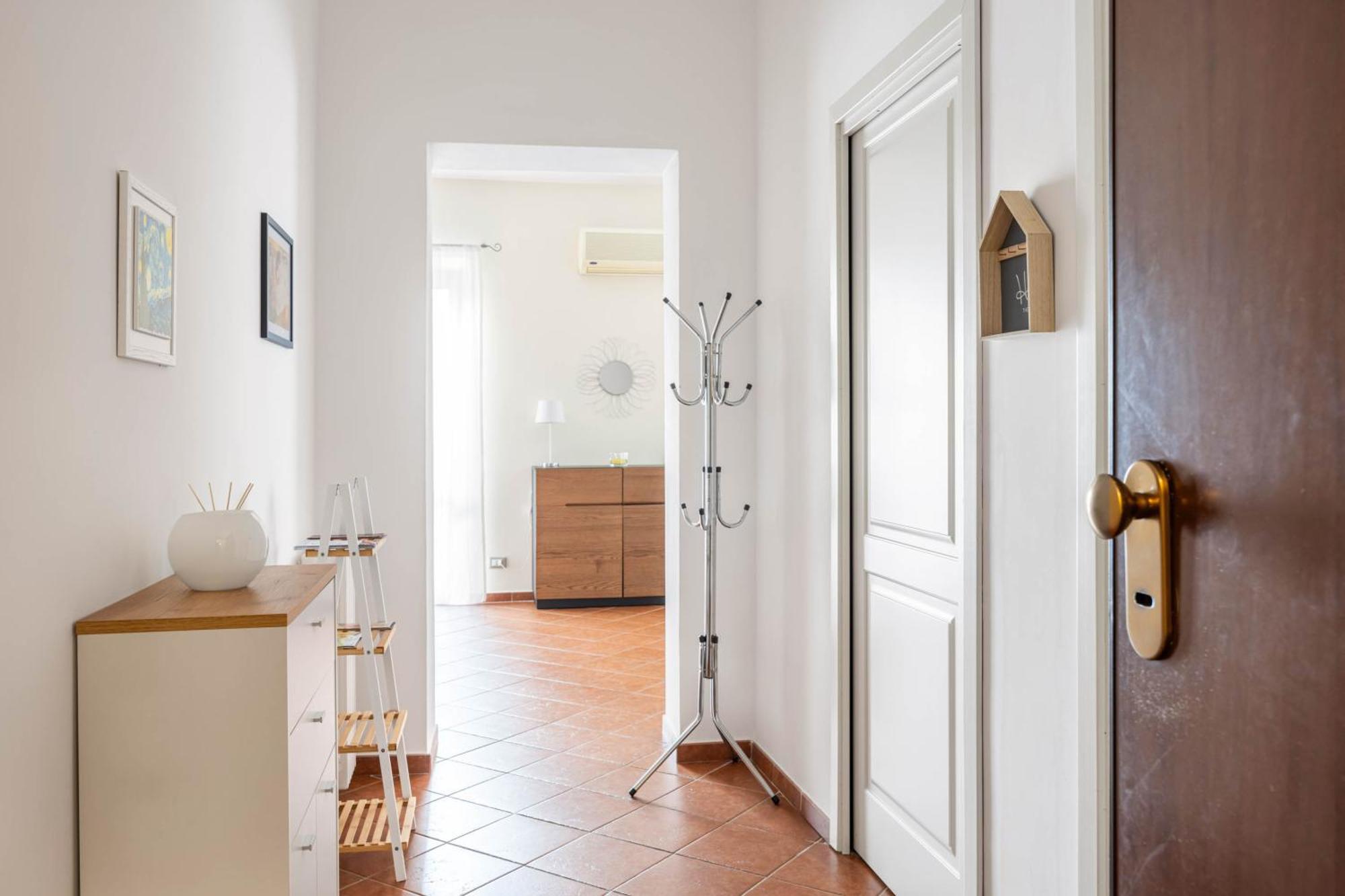 Sedie Volanti Apartment With Jacuzzi Palermo Bagian luar foto